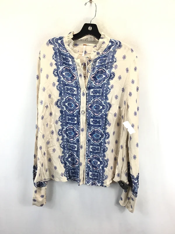 Top Long Sleeve By Free People In Blue & Cream, Size: L