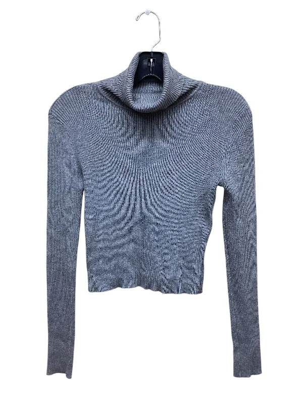 Top Long Sleeve By Bozzolo In Grey, Size: L