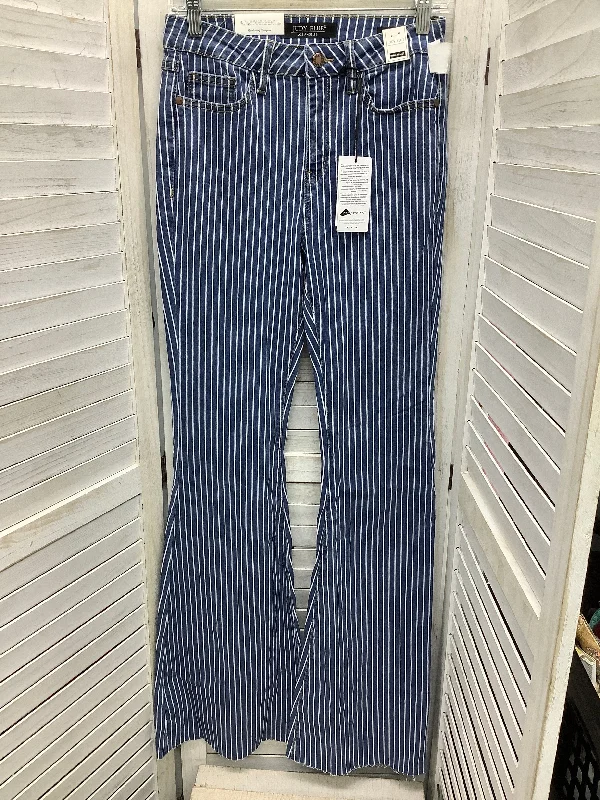 Jeans Flared By Judy Blue In Striped Pattern, Size: 5