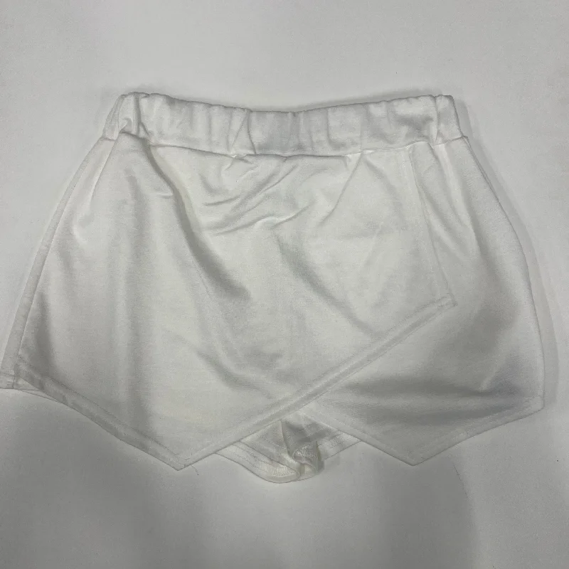 Skort By Boohoo Boutique  Size: 8