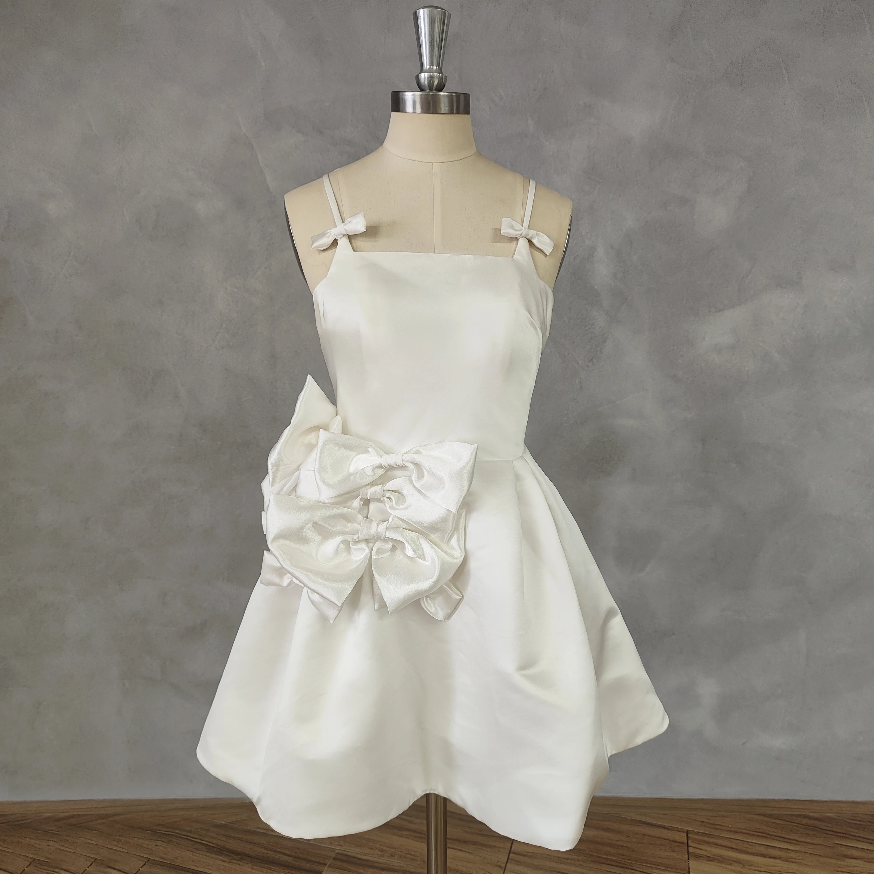 Square-Neck Satin Short Wedding Party Dress Bow A-Line Zipper Back Mini Length Bridal Gown Custom Made