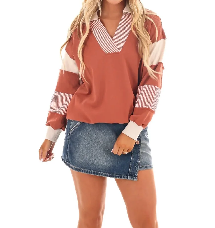 Girl On The Go Colorblock Sweatshirt In Cinnamon